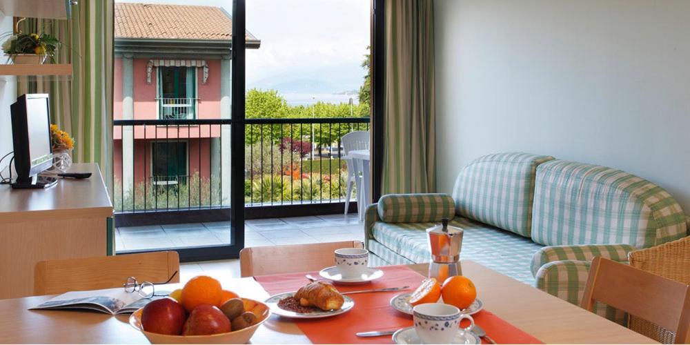 Residence Spiaggia D'Oro Desenzano del Garda Szoba fotó