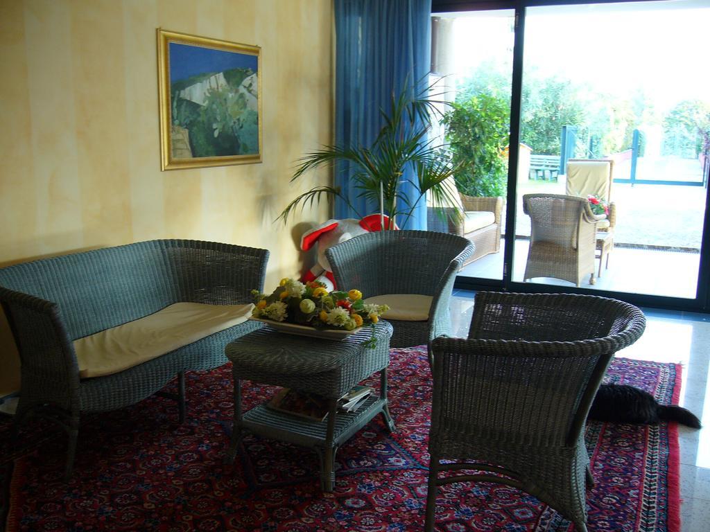Residence Spiaggia D'Oro Desenzano del Garda Kültér fotó